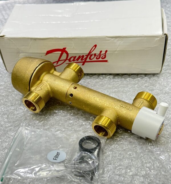 Danfoss - PM Regulator / Controller 004B6112 145H4425 ( DGT18231798 )