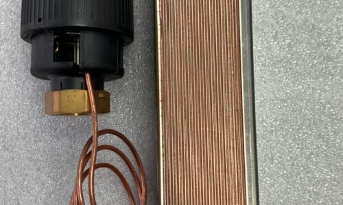 Switch2 plate heat exchanger 27 plate with Samson head for heating and HIU systems