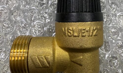 2.5 bar male male safety valve 1/2 inch to 3/4 inch for heating systems