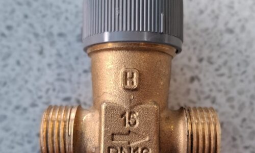 V5822A1048 - 2 Port Valve 1/2" Kvs 1.0 - Honeywell for Heating and Heat Interface Unit Systems